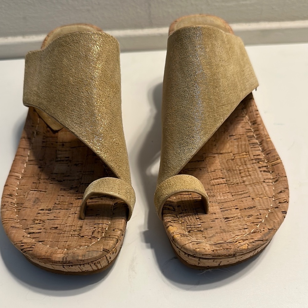 Women's Tan Sandals